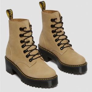 Dr. Martens Leona Platform Ankle Boots - Sand